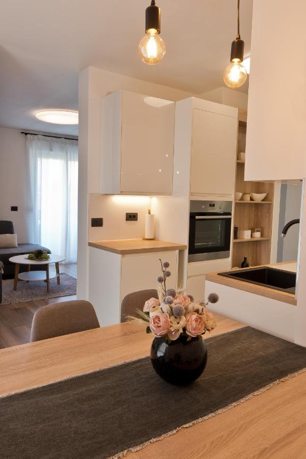 Malemi Apartment Pula Exterior photo