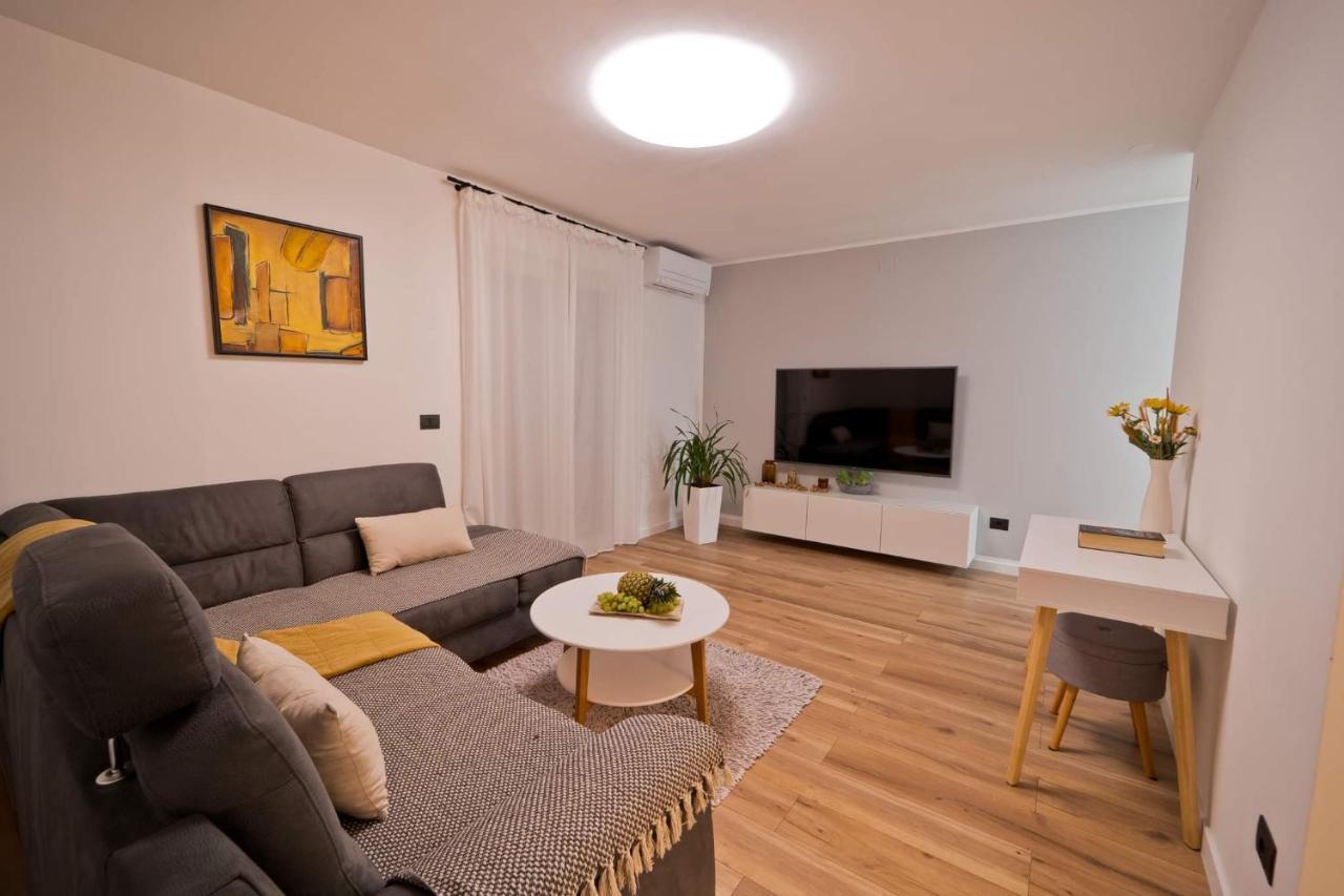 Malemi Apartment Pula Exterior photo